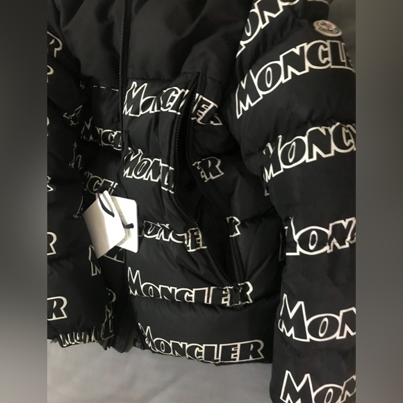 Moncler Faiveley - Picture 5 of 10